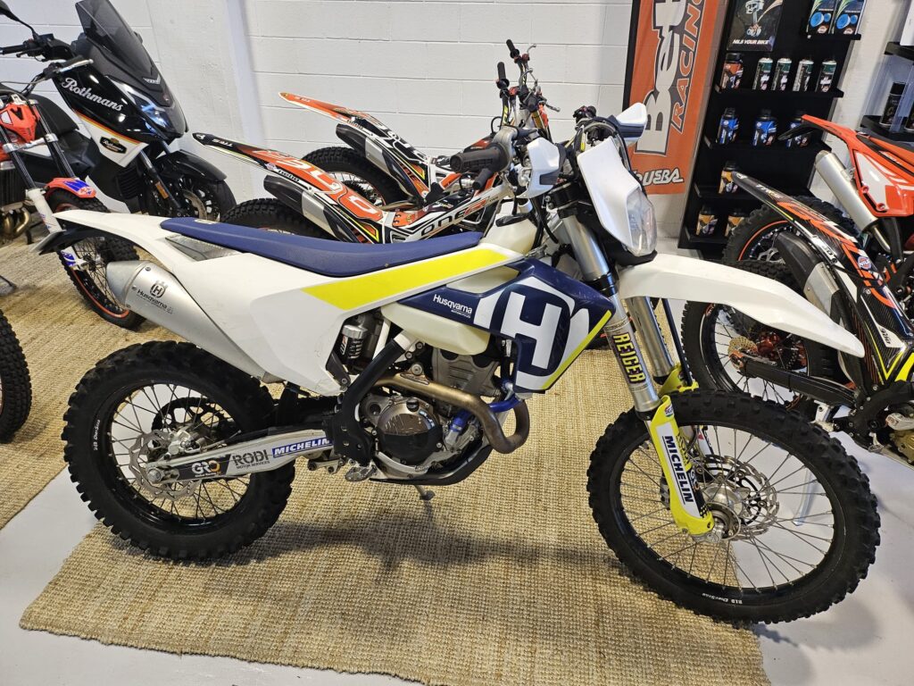 Husqvarna 250 4t Usada Del Ano 2018 00004