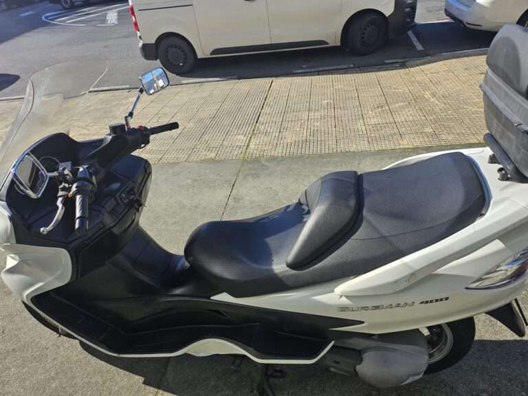 Scooter Suzuki Burgman 400 00005