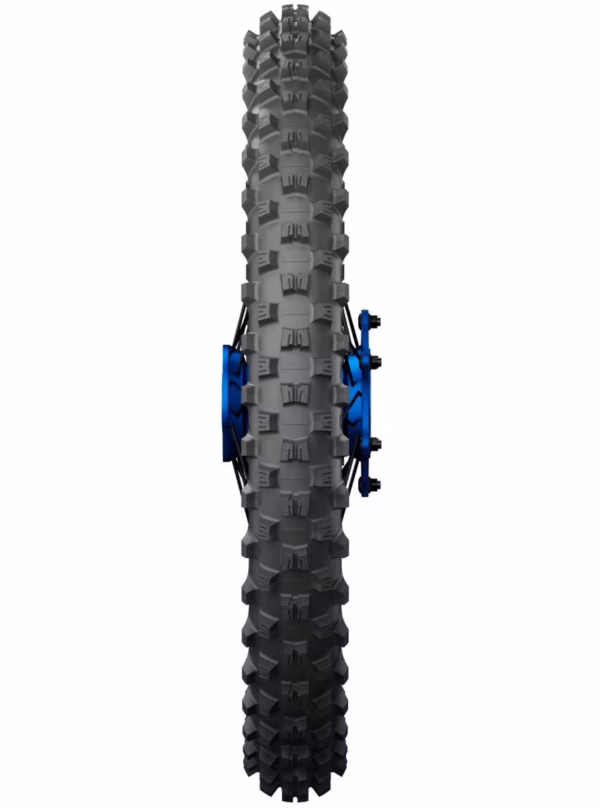 Michelin starcross 6 medium hard front 2 1